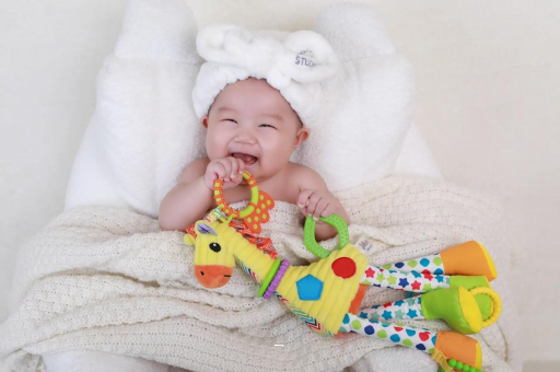 固始宝宝为什么会吐奶 固始宝宝为什么会吐奶